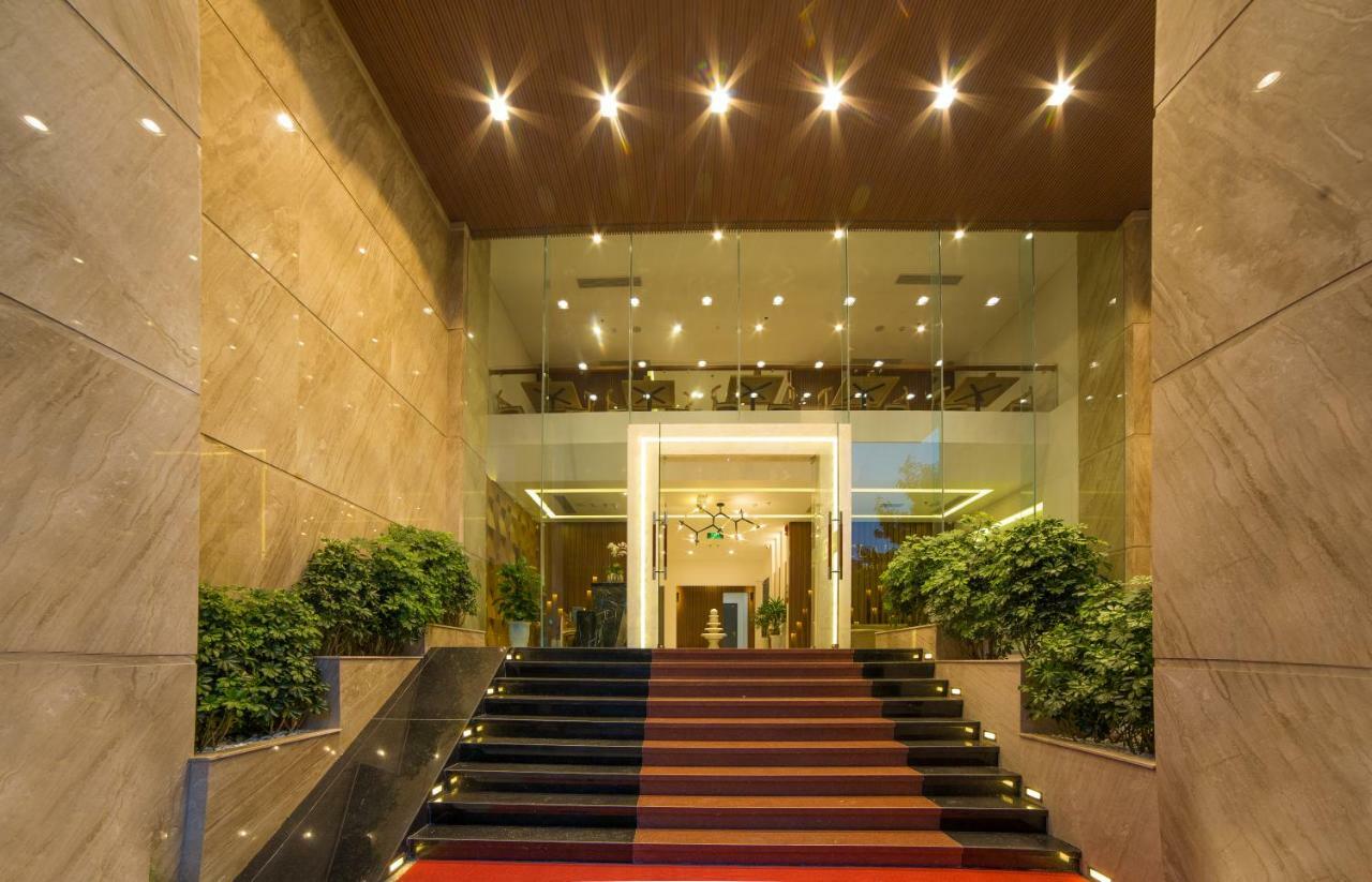 Clivia Hotel & Suite Đà Nẵng Exterior foto