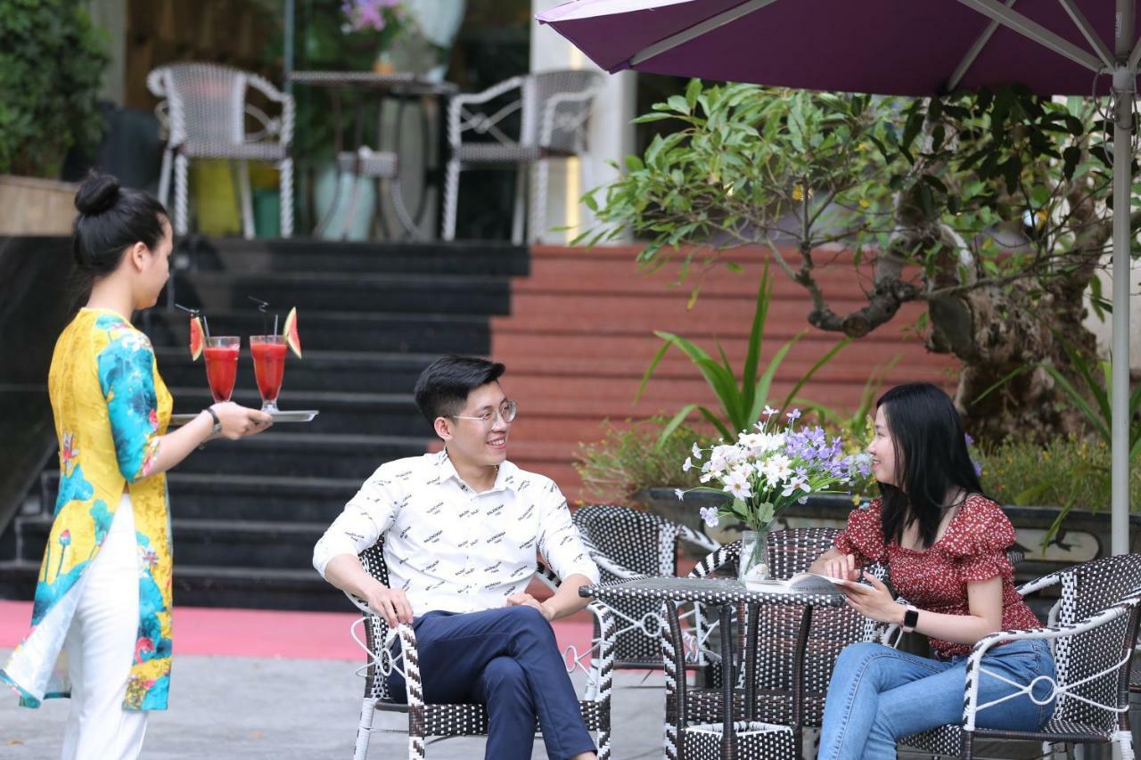 Clivia Hotel & Suite Đà Nẵng Exterior foto